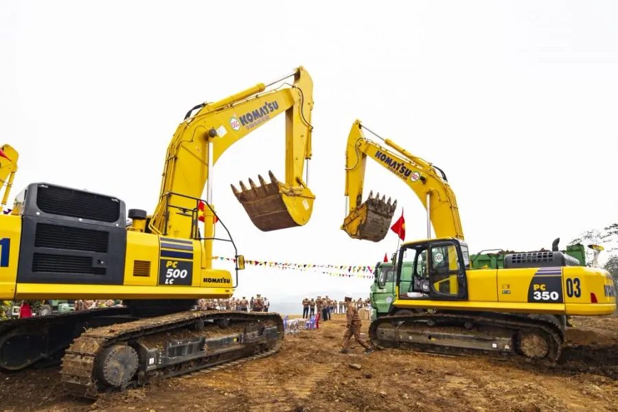 Large-scale apatite mining operations in Lao Cai province
