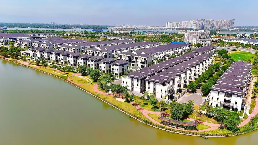 Aerial view of Novaland's Aqua City project