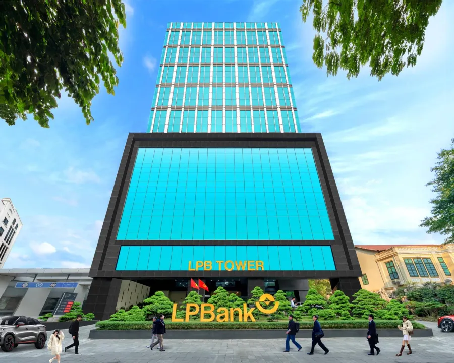 LPBank's refreshed facade after the rename