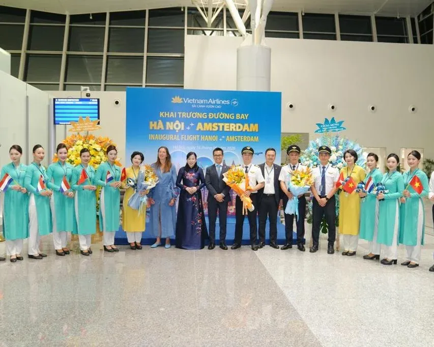 Hanoi-Amsterdam route launch