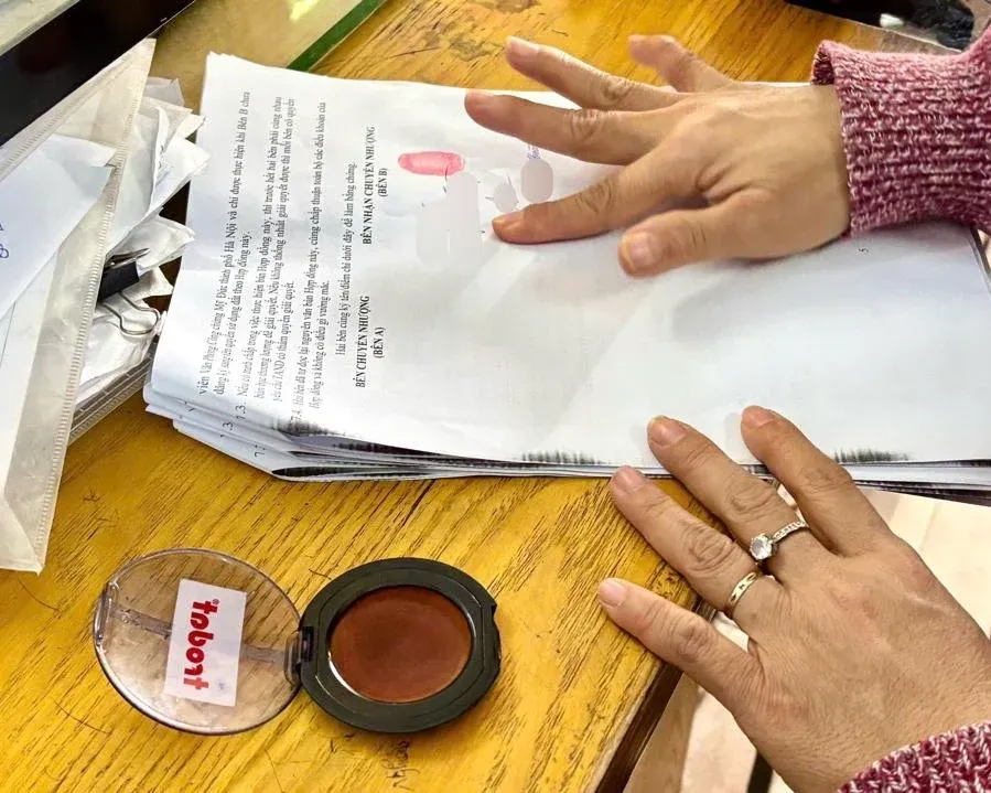Checking property documents before a deposit