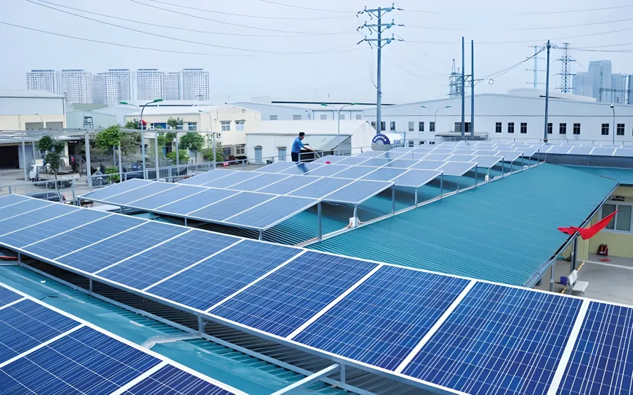 Factory roofs fitted with rooftop solar