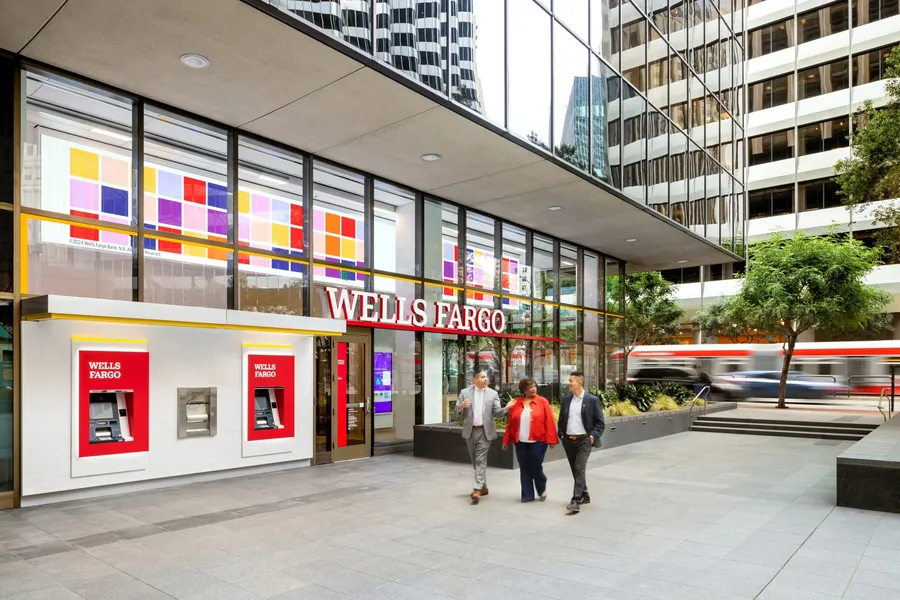 Wells Fargo branch with customers in the United States