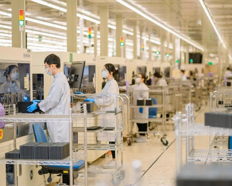 Semiconductor chip factory cleanroom