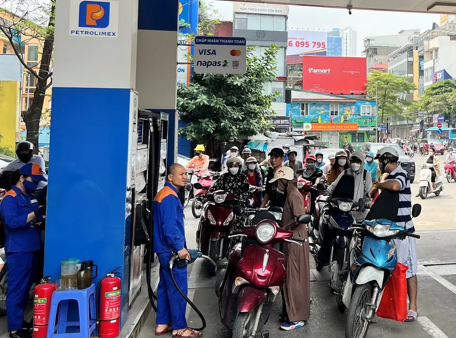 A Petrolimex service station