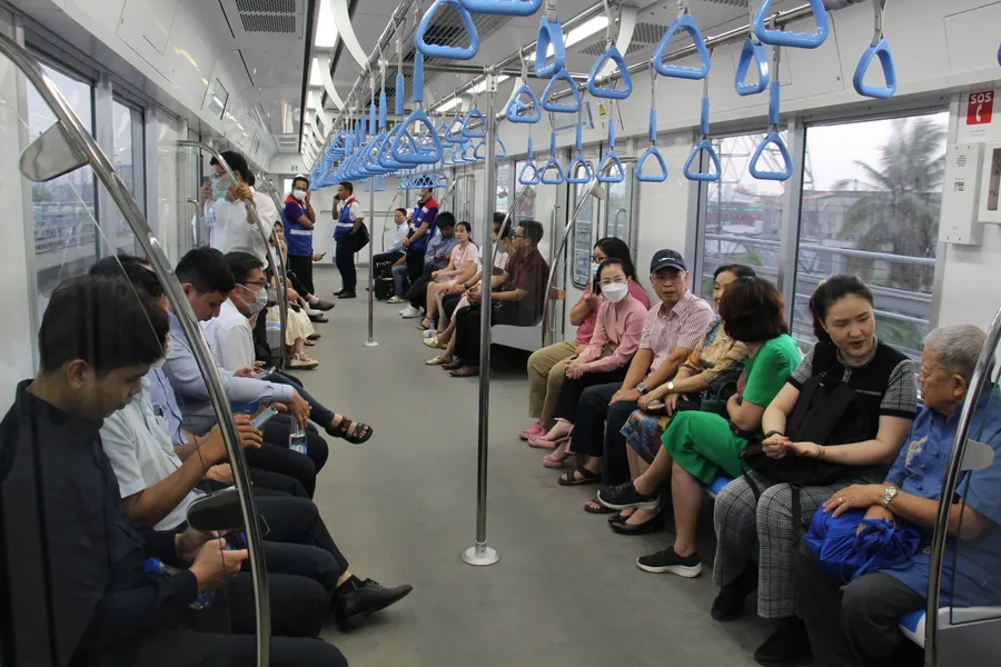 Passengers riding Metro Line 1 during peak hours