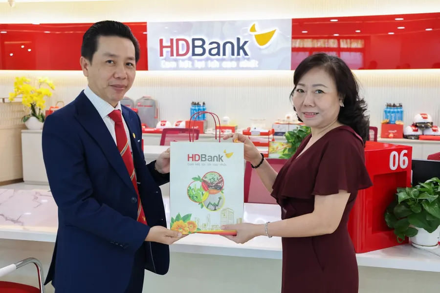 An HDBank branch counter, where the retained capital will be lent out