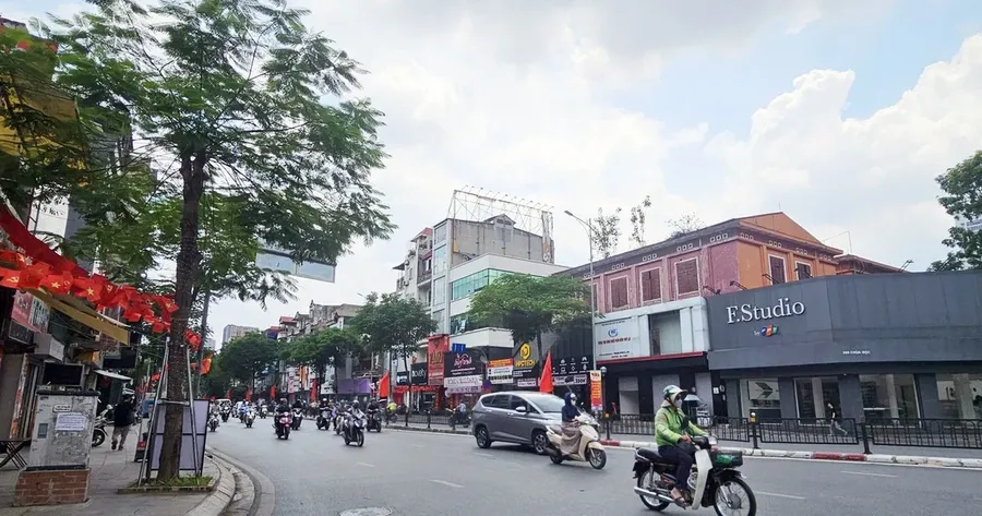 Chua Boc Street in Hanoi, home to G36's 6-8 Chua Boc site