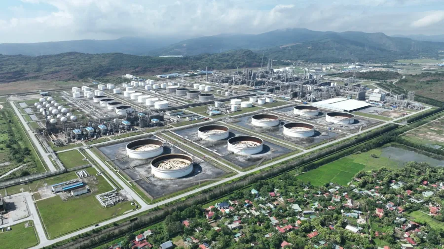 Việt Nam chạy đua an ninh năng lượng: Kho dự trữ chiến lược, BSR vượt công suất kỷ lục