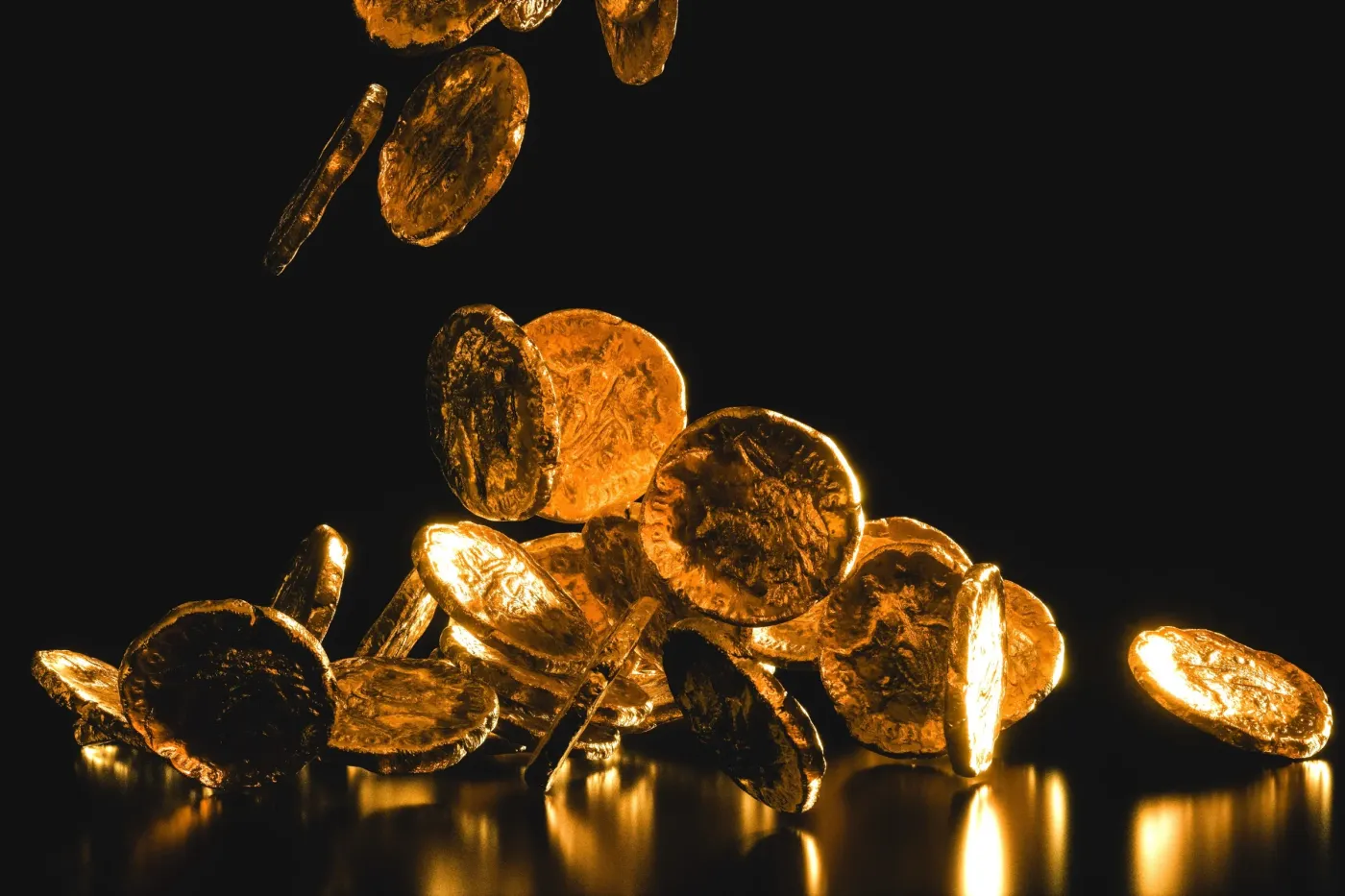 Vàng mất gần 10% trong một tuần, tuần tệ nhất 15 năm