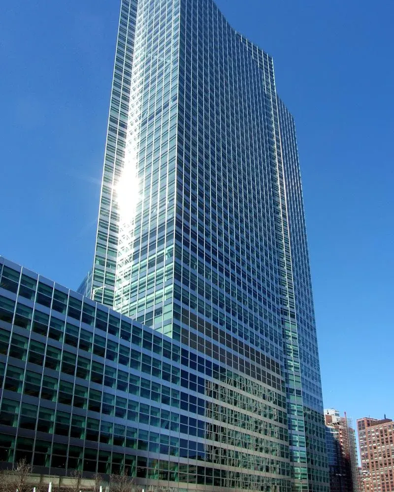 Goldman Sachs: Record Q1, Stock Still Drops 4%