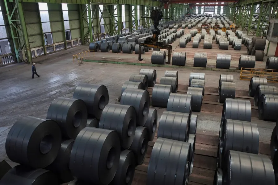 Kho thép cuộn HRC tại nhà máy Trung Quốc