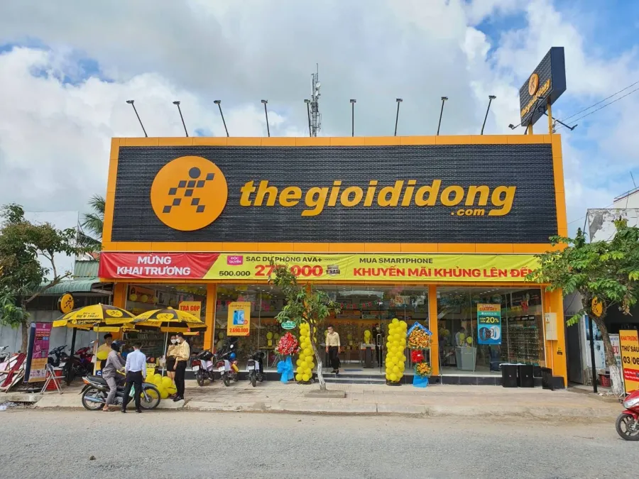 Chuỗi cửa hàng Thế Giới Di Động, một trong những cổ phiếu bán lẻ được theo dõi
