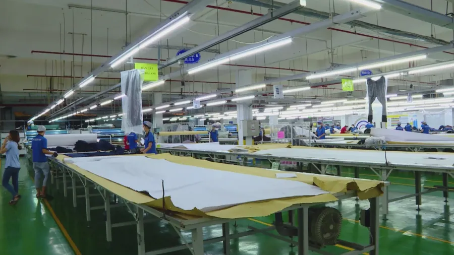 Nhà máy dệt may xuất khẩu