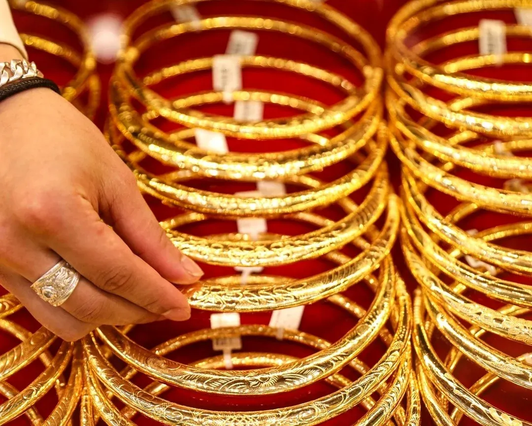 Vàng SJC 150,5 triệu: phí của sự an toàn