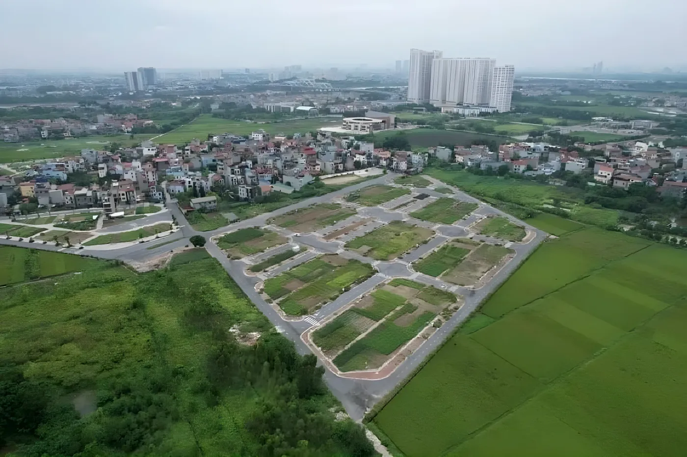 Suburban land is cheaper, buyers still may not win