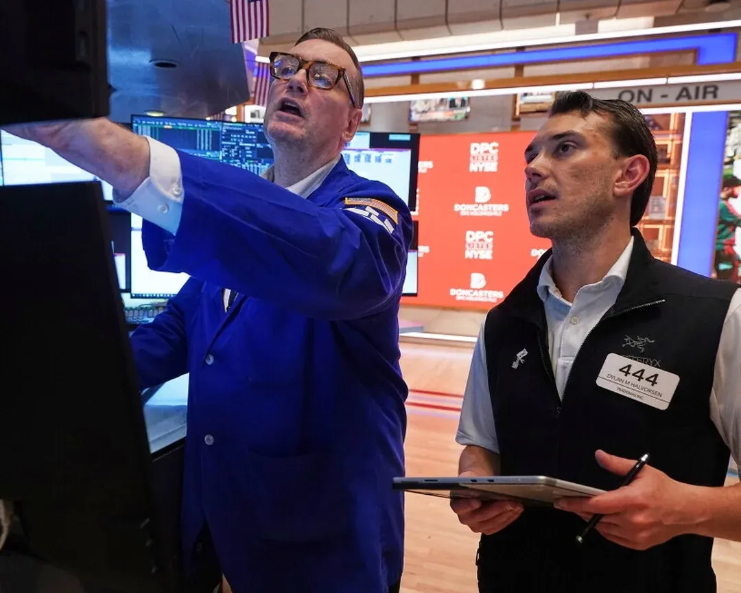 Micron surges, Apple slides: tech is splitting apart