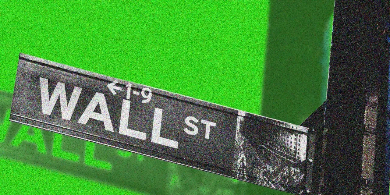 Dow xanh, Nasdaq đỏ: Tiền Mỹ đổi trục
