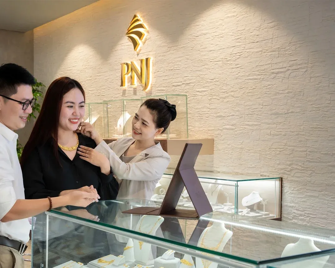 PNJ giảm sàn, phép thử thật nằm ở niềm tin