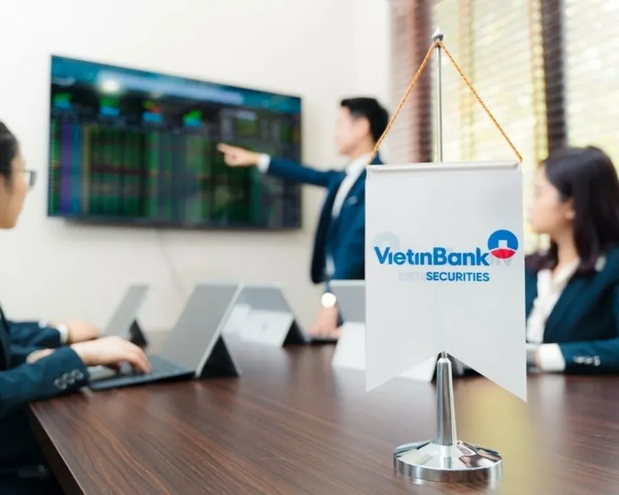 Money Is Chasing Margin Capacity in Broker Stocks