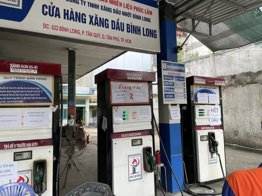 Xăng giảm ngày 9/7, Brent tăng vẫn không nghịch lý