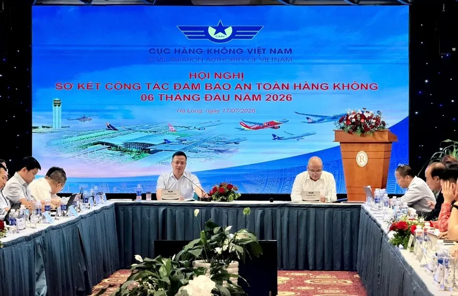 Đội tàu tăng, năng lực cất cánh chưa tăng tương ứng