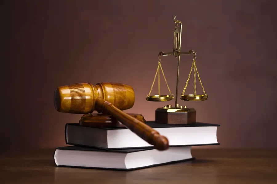 Cán cân công lý minh họa các bước phê chuẩn còn lại