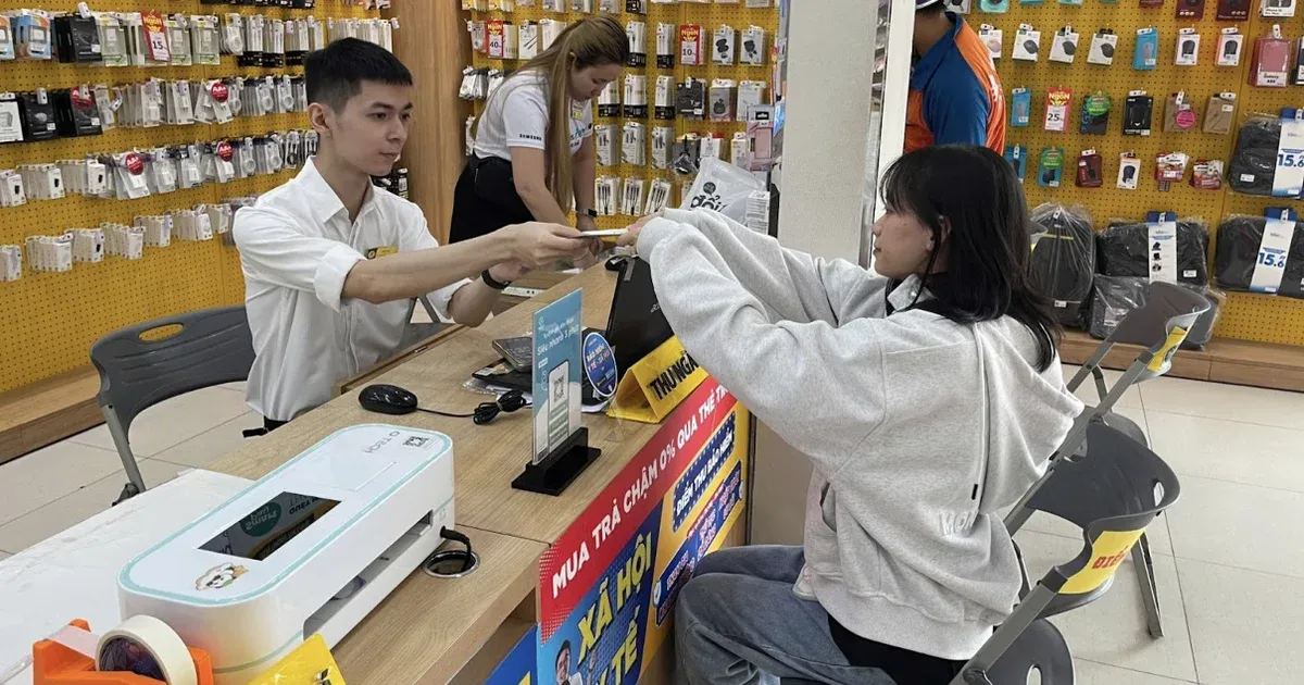 Bán lẻ tăng 13,1% không bảo đảm lợi nhuận