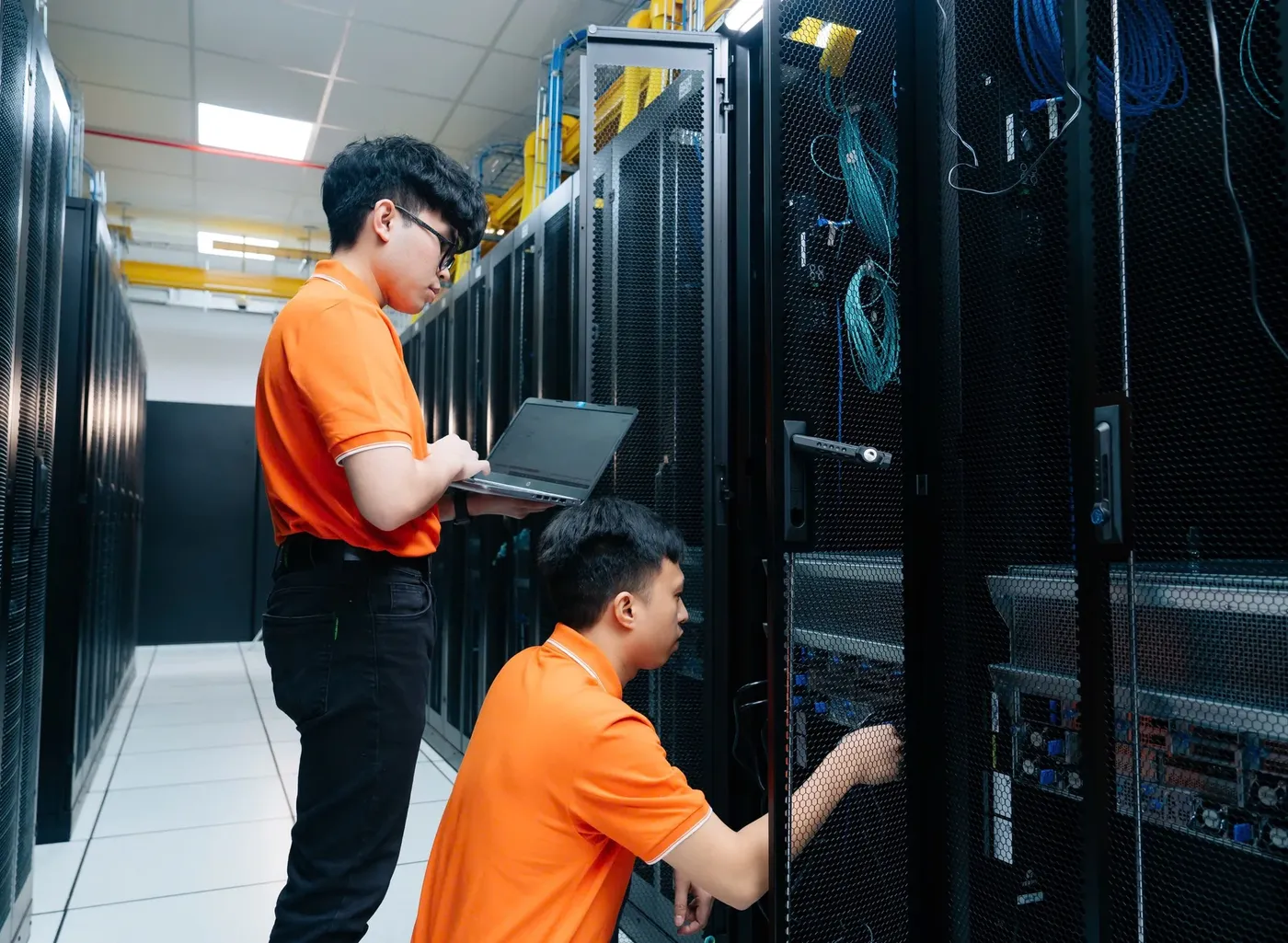 FPT hits the ceiling, AI valuation still needs profit proof