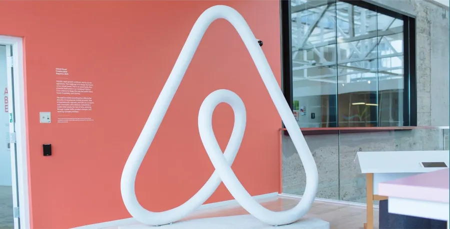 Airbnb tăng sau báo cáo, kỳ vọng chuyển sang quý tới