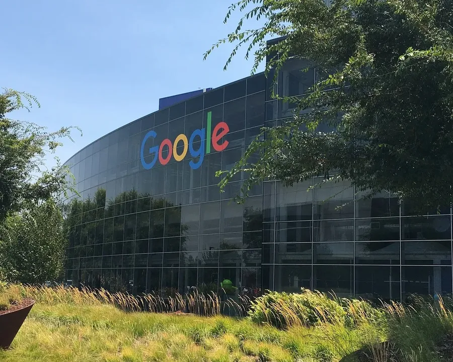 Alphabet vay thêm: Khi AI vượt vốn tự tài trợ