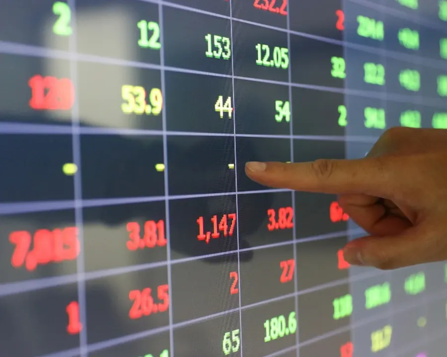 VN-Index về lại 1.768 điểm: ai đã đổi tay cổ phiếu