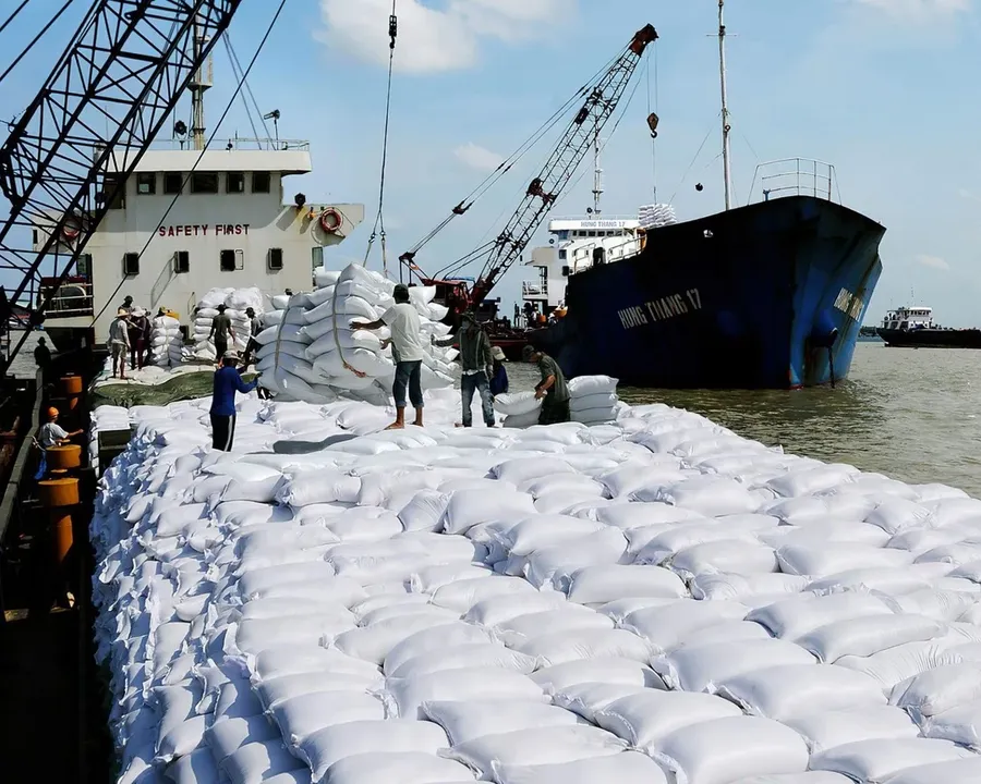 Rice Prices Rise 4 Months Straight, PH Tariff Falls Along