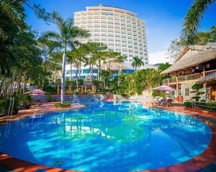 Khách sạn nghỉ dưỡng tại khu vực Hạ Long, Quảng Ninh