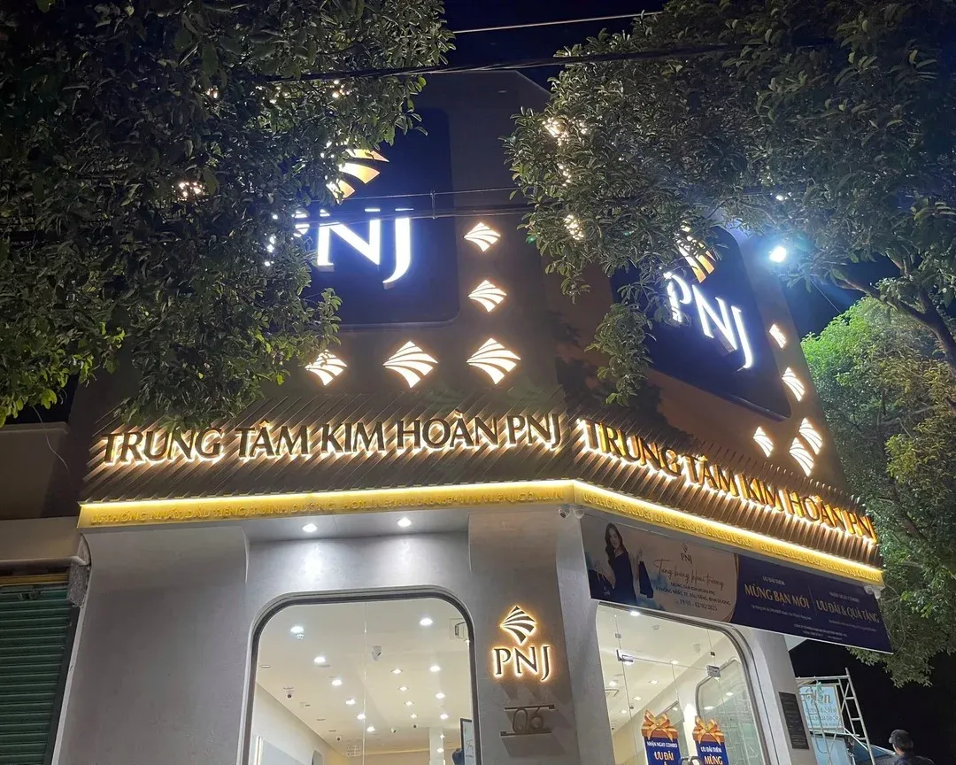 Dragon Capital bán PNJ 16/7, tin ra 22/7: mất thêm 13,2%