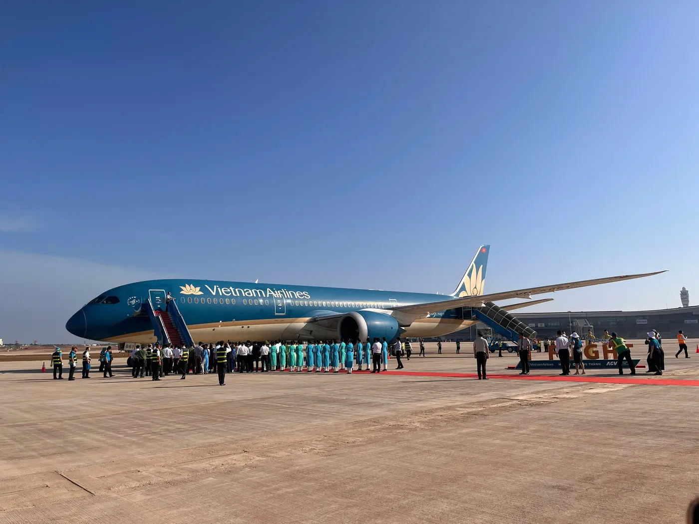 Long Thanh sets USD 25 per international passenger, USD 5 above Tan Son Nhat