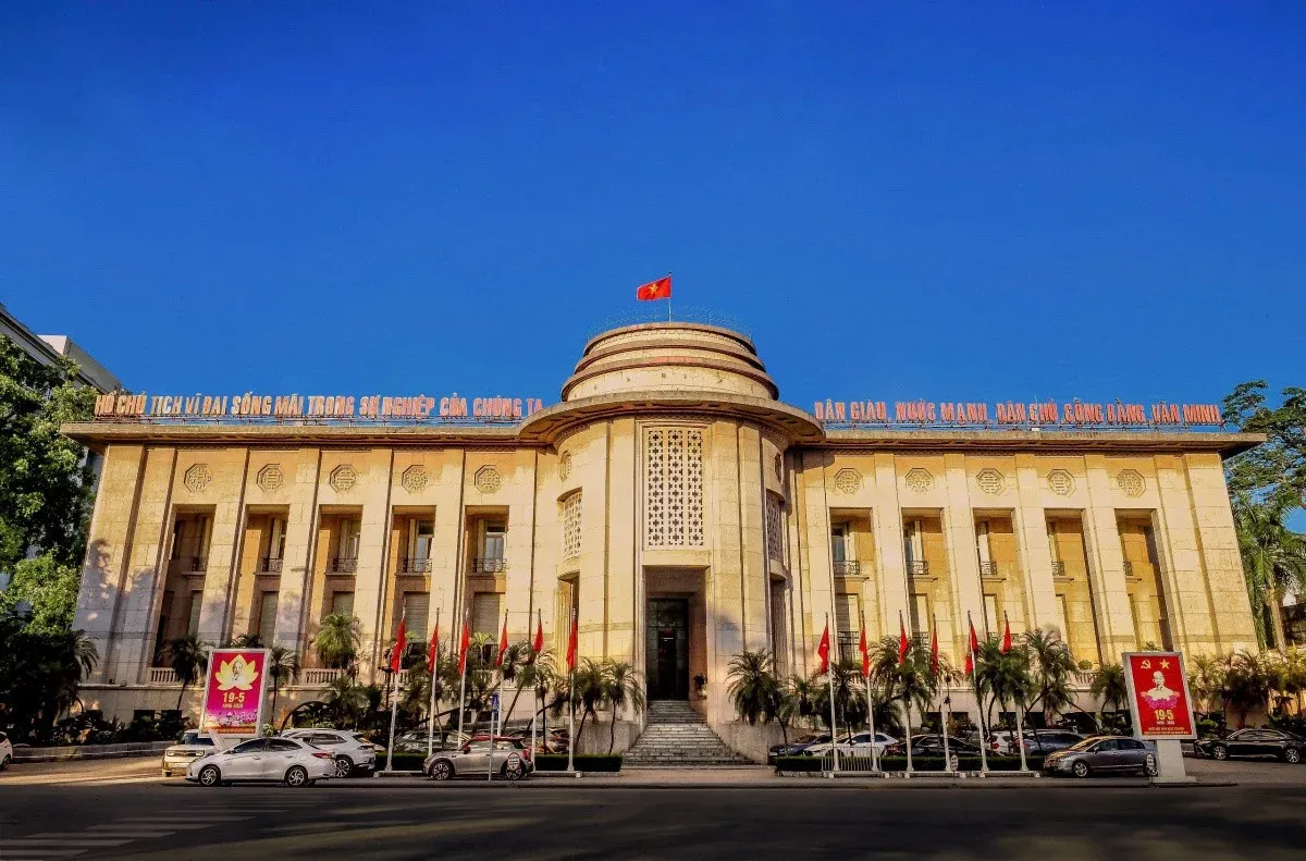 Vietnam's 95% lending cap: which banks get it, and when