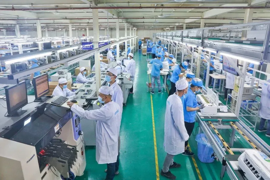 Dây chuyền lắp ráp điện tử tại Việt Nam