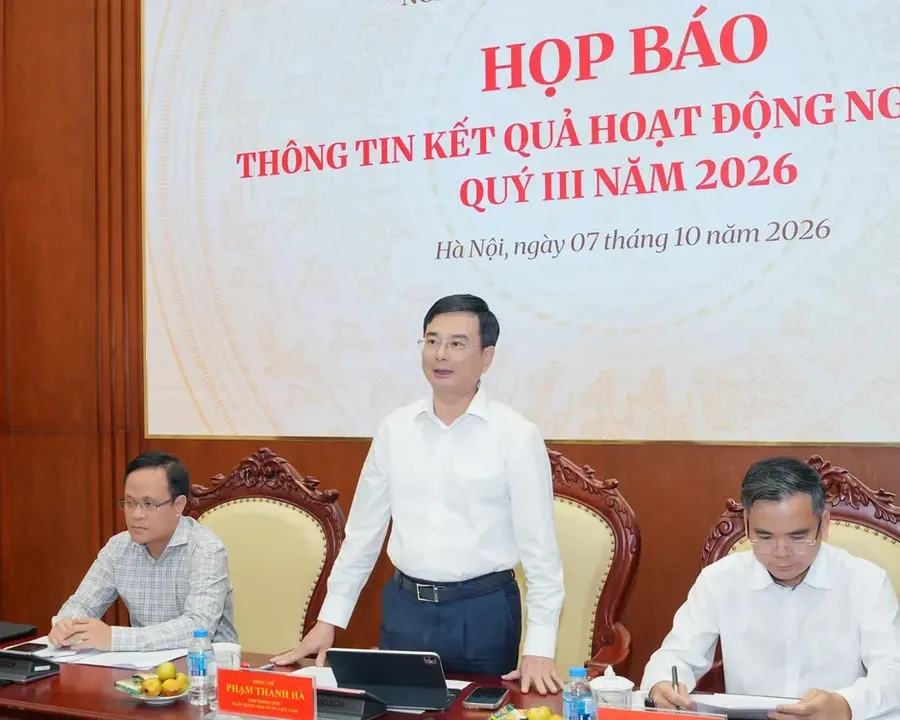 Phó Thống đốc NHNN Phạm Thanh Hà phát biểu tại họp báo quý III/2026