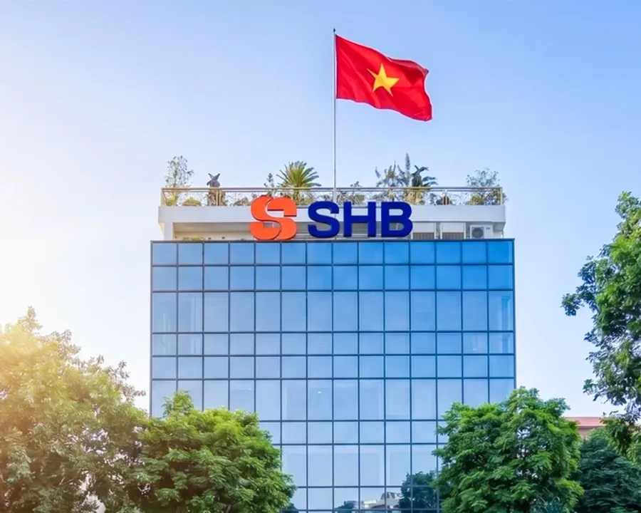 SHB near par value, 63,000 holders can't sell new shares
