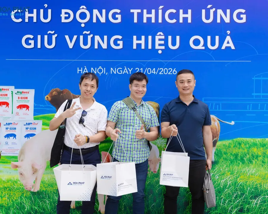 Cổ đông tham dự đại hội đồng cổ đông thường niên 2026 của Nông nghiệp Hòa Phát tại Hà Nội
